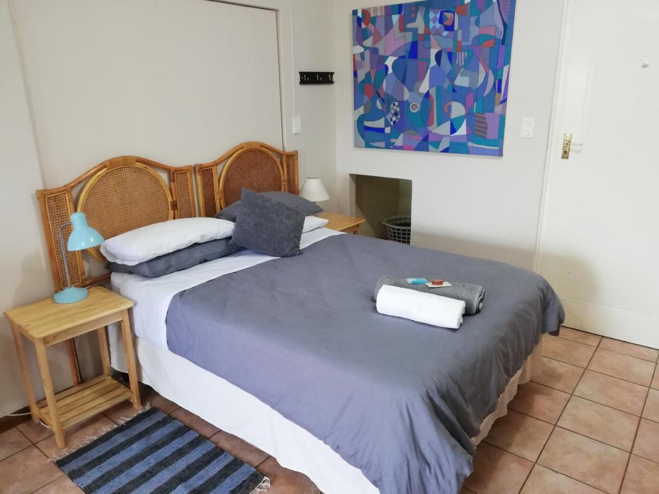 Rhodes Lodge Stellenbosch Exteriör bild